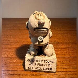 Vintage 1975 Paula Figurine Ontario Canada Glad They Found Your Problem HW113